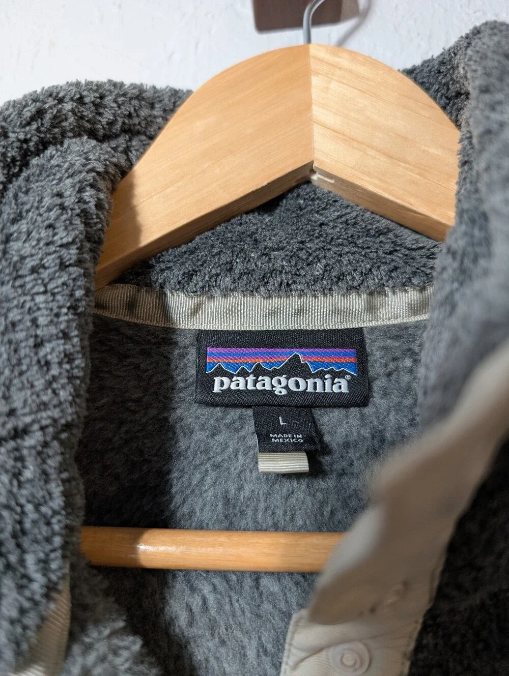 Patagonia Women's Gray Re-Tool Fleece Pullover 1/4 Snap Button Outdoors Camping